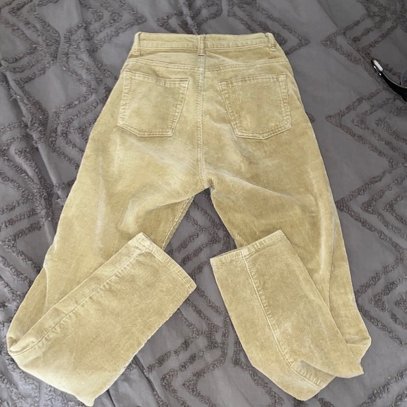 Brandy Melville Jane Corduroy Pants - Picture 8 of 8